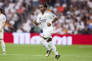 马卡：恩德里克未要求皇马9号球衣，他将继续穿16号