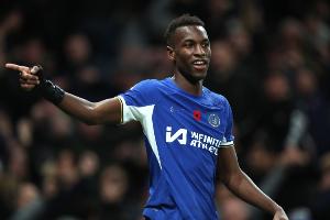 邮报：纽卡6000万镑可签杰克逊，但他们会先追其他的锋线优先目标