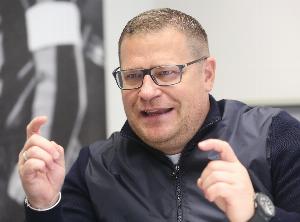 德媒：转会窗期间，拜仁总监艾贝尔地位有所上升&对他批评声减弱