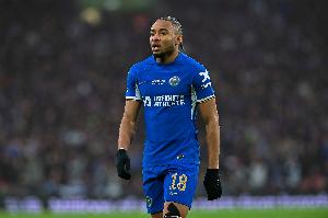 队报：拜仁正在积极寻找科曼的替代者，埃贝尔非常喜欢恩昆库