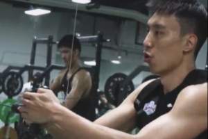 挥洒汗水！天津男篮晒训练视频：周五力量走起