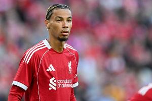 2013年9月来，埃基蒂克是为利物浦首次首发就进球最年轻球员