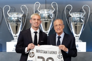 trivela：皇马将马斯坦托诺注册到二队，被质疑为是钻法规的空子