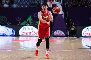 未来可期！王俊杰12中4贡献9分4板 次节连续得分率队扩大领先