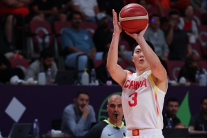 媒体人：此前被质疑的胡明轩三分命中数全队第1 这支男篮人人敢打