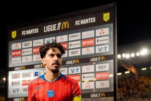 客场绝杀南特！巴黎中场维蒂尼亚赛后当选全场最佳球员