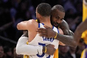 联盟最高薪：狼王&鲨鱼共10年 科比连续7年 库里连续9年 LBJ仅1次