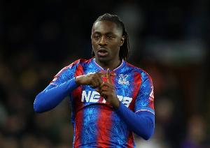 热刺又被截胡？TA：阿森纳出手准备引进埃泽，球员愿加盟