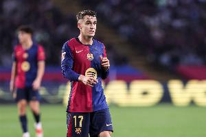 西媒：赫罗纳希望租借卡萨多，这对巴萨和球员来说都不是选项