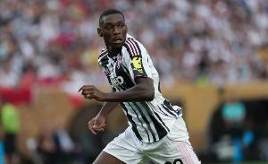 罗马诺：穆阿尼的转会仍在谈判中，尤文与巴黎双方积极推进