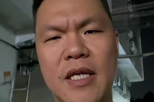 媒体人：朱芳雨昨晚把几方话事人聚在一起彻夜谈判 亲自说服焦&崔