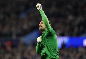 罗马诺：曼城商谈3000万到3500万欧签多纳鲁马，已与球员达成协议