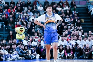 媒体人：赵睿加盟北京没去其他国企俱乐部 他的个人意愿至关重要