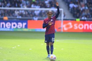 记者：哈维-西蒙斯转会热刺只差官宣，切尔西未入场做最后努力