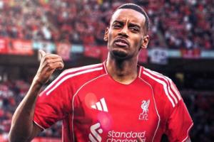 一个夏窗两破纪录！利物浦将1.3亿镑报价伊萨克，转会费超维尔茨