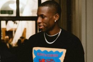 一波三折！罗马诺：今晚杰克逊将留在慕尼黑，等待明确未来