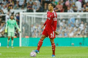 范迪克谈乔-戈麦斯：无论作为朋友还是球员，我都希望他留下