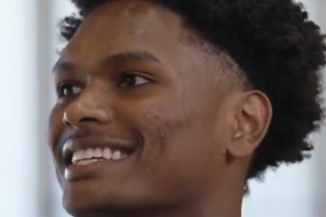 汤普森兄弟：小时候在床上写满了69 因为想像勒布朗一样长到6尺9