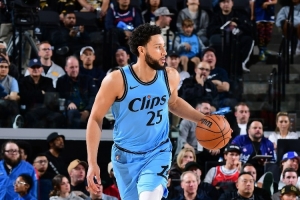 卢：西蒙斯下滑因伤病而非心态 他在快船没打好我负全部责任