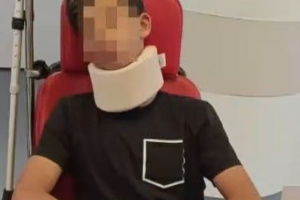 殴打对手&赛后被冲场成年人打！意大利13岁门将被禁赛一年