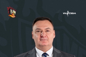 山西女篮官宣与主帅塔西奇续约 同时与方敏和公海燕签约