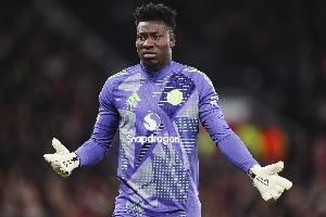 BBC：奥纳纳在考虑特拉布宗体育的邀请