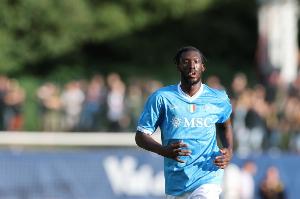 斯基拉：那不勒斯中场科里-萨科租借加盟伊韦尔东，含买断选项