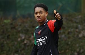 联赛前2轮仅出场44分钟，斯凯利在与卡拉菲奥里的竞争中处于下风