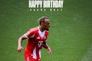 今天是博伊25岁生日，拜仁社媒送上祝福：生日快乐🙌❤️🤍