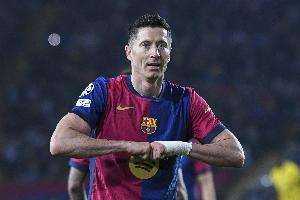 世体：莱万效率比25岁时还高，在巴萨场均0.68球，多特场均0.55球