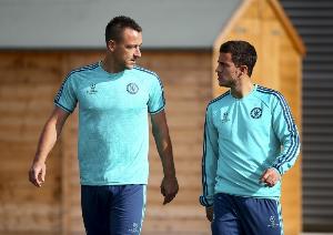 特里：利物浦有望卫冕英超致敬若塔 切尔西阵容年轻谈争冠压力大