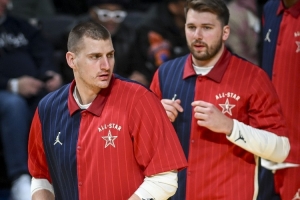 077&+约基奇+小瓦！施罗德：全明星赛欧洲队也能集结最好的球员