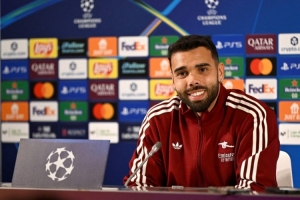 拉亚：站在欧冠半决赛已是不可思议；作为枪手为胜利而战天经地义