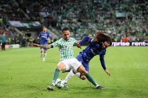 安东尼：在曼联艰难时刻父亲一直陪伴我，现在我们很开心很享受