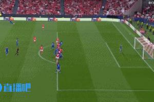 要翻车？本菲卡连丢2球，2-2遭阿塞拜疆球队卡拉巴赫扳平