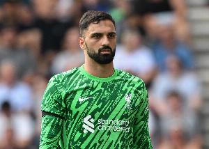 邮报：阿利森支持利物浦签下玛玛达什维利，并在训练中帮助他成长