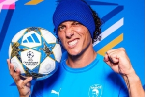 老当益壮！时隔接近8年，38岁老将大卫-路易斯再次在欧冠中首发