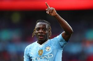 对阵枪手上半场中，多库5次成功对抗和4次抢断均为曼城球员中最多