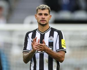 英媒：纽卡在6月拒绝曼城对吉马良斯的询价，后者随后签赖因德斯