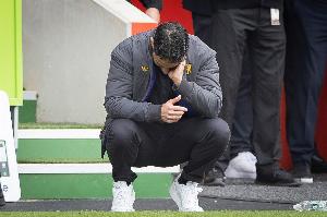 再忍5周⁉️曼联第1年合同内解雇阿莫林需付1200万镑，5周后满1年