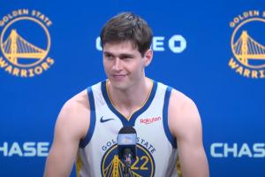 现在感觉有多紧张？发布会上的图希：感觉像做错事要道歉的大明星