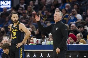 王朝黄昏！科尔：无论是否续约我们都会得体处理 如需要我会留下