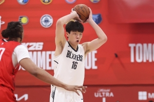 亨德森缺阵让杨瀚森更多地参与组织？主帅：不 小杨的安排不会变