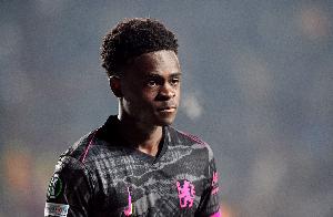 乔治：我和吉滕斯之间的关系非常好，我们相互推动对方进步